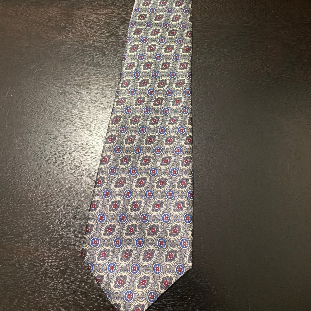 Silk tie